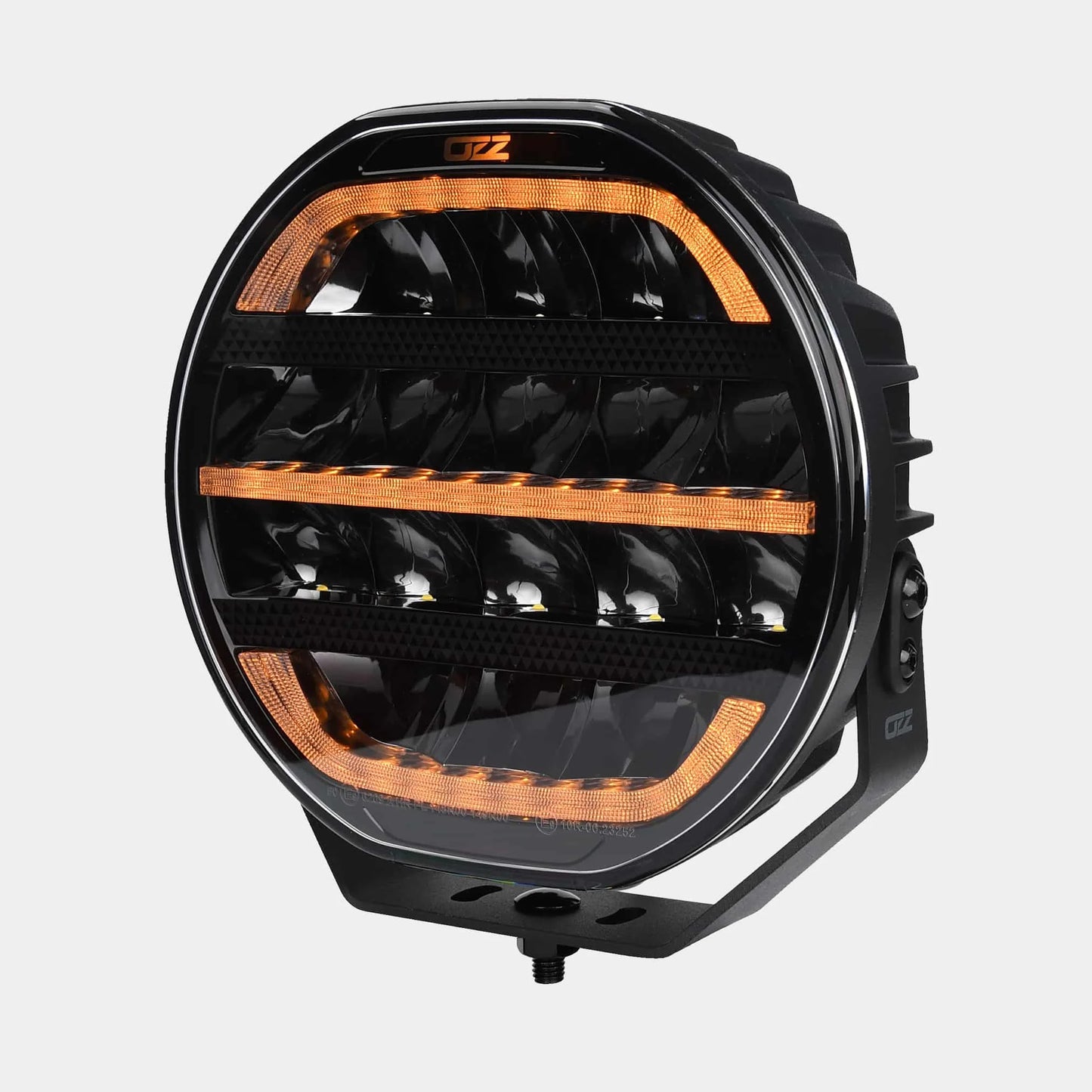 OZZ XR2 LED Fernscheinwerfer 9" | 88101